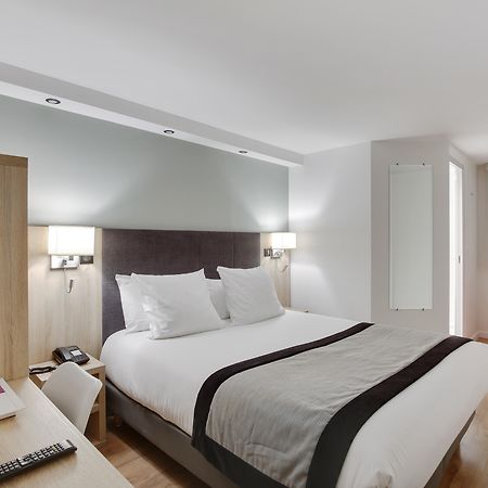 Hotel L'Amandier Nanterre Kültér fotó
