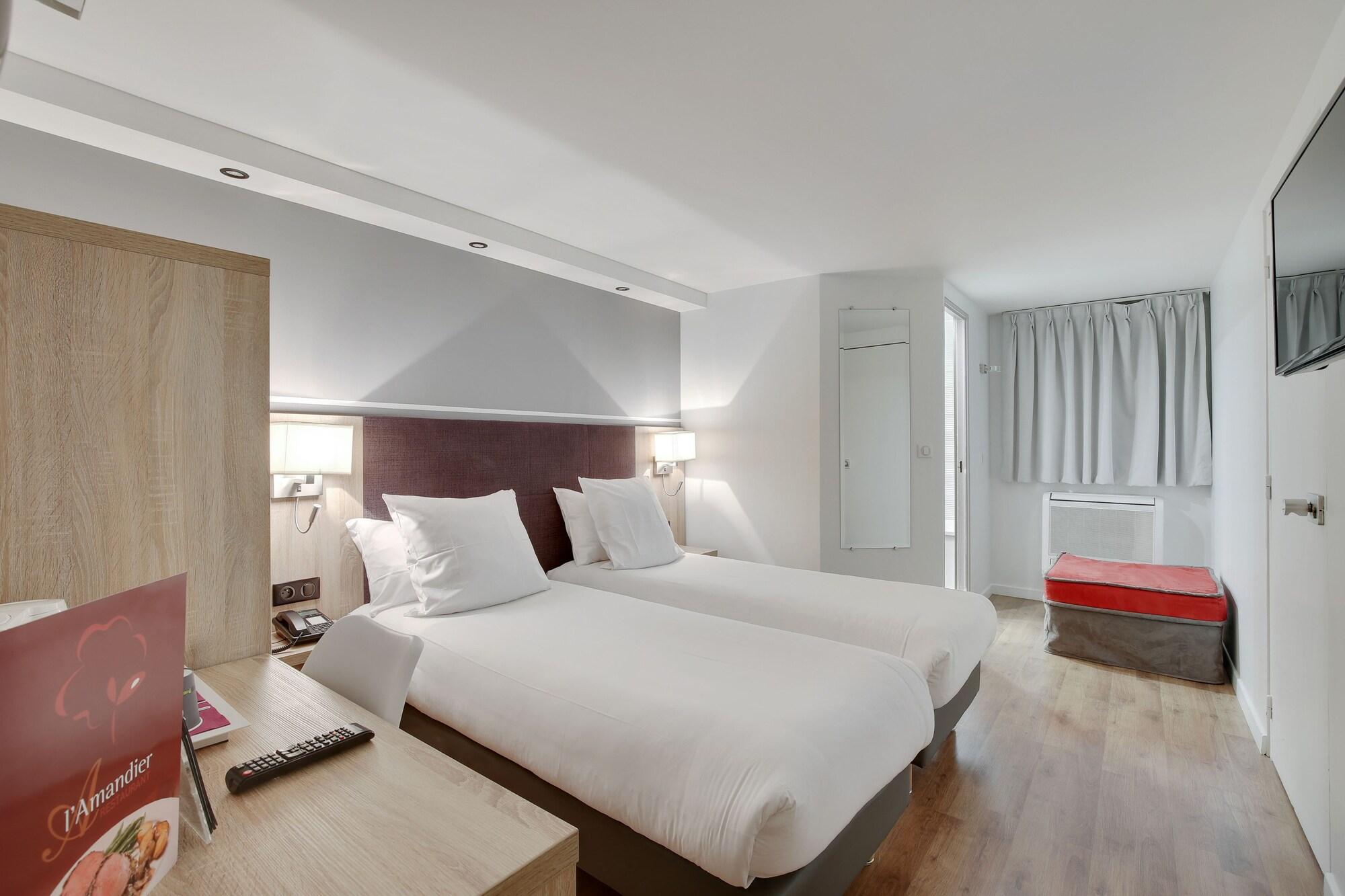 Hotel L'Amandier Nanterre Kültér fotó