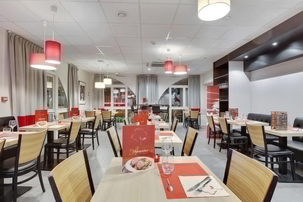 Hotel L'Amandier Nanterre Kültér fotó